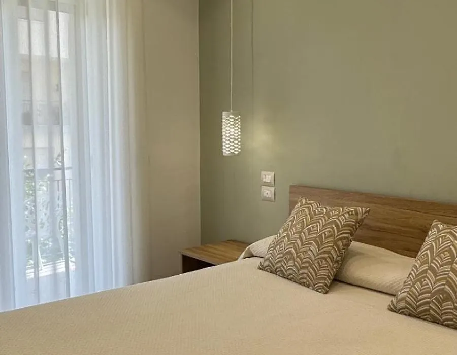 B&B MoMi Sorrento-1